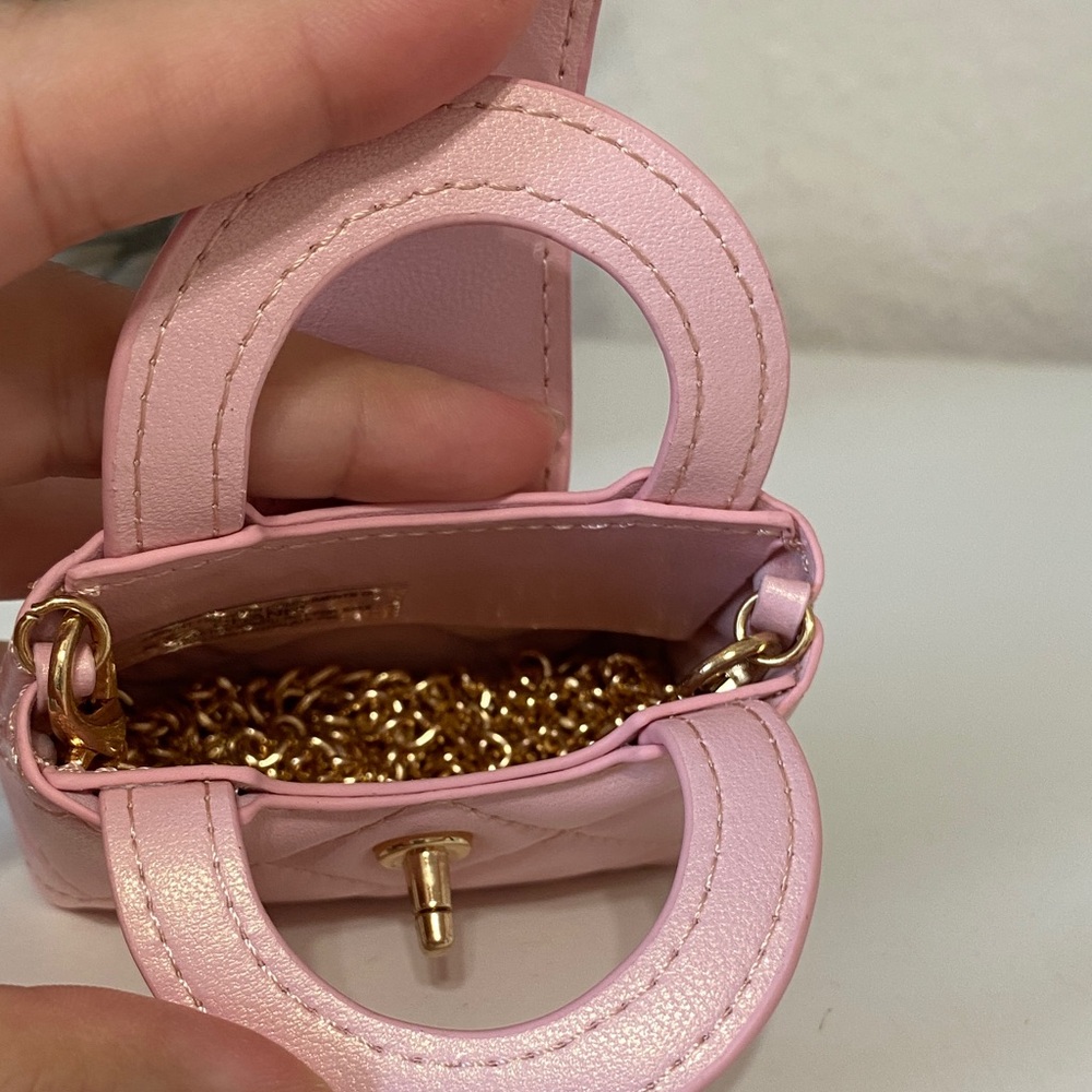 CHANEL Pink Mini Quilted Bag GWP VIP - Picture 6 of 7